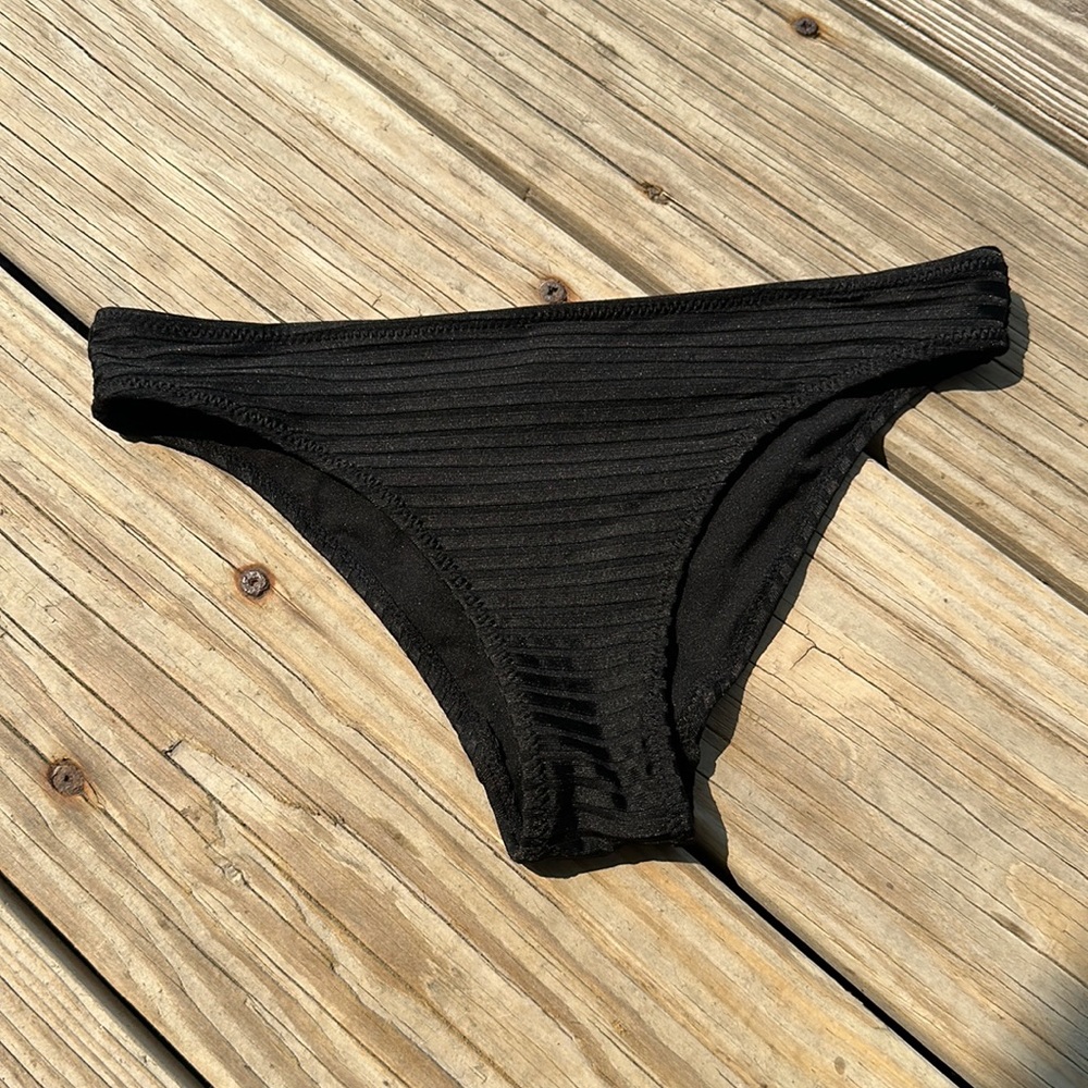 H&M black bikini bottoms